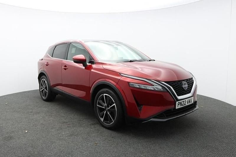 Red Used 2022 Nissan Qashqai Tekna SUV | £16,999 (A bit pricey) - Image 1/1