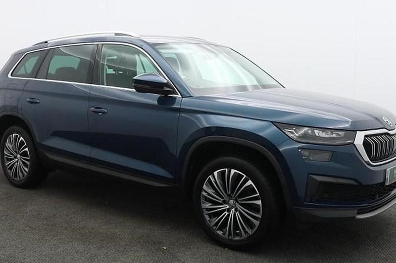 Used Skoda Kodiaq SE L Executive 150 HP (110 kW) 2022 Petrol blue metallic SUV