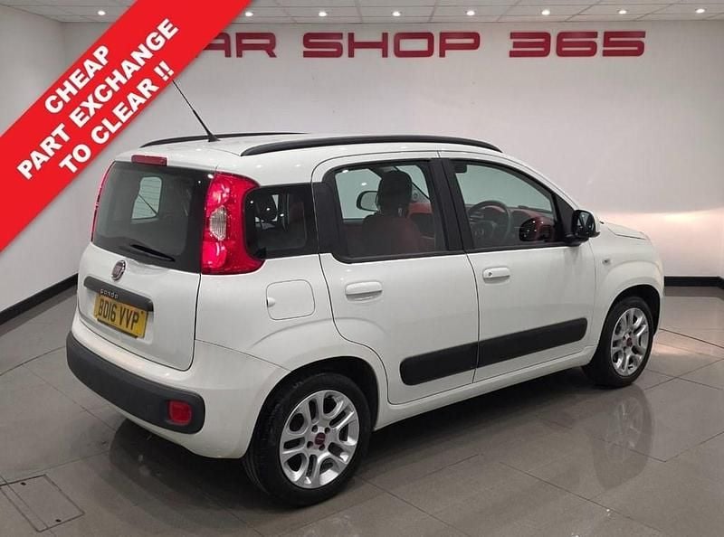 Used Fiat Panda Lounge 85 HP (62 kW) 2016 White Hatchback