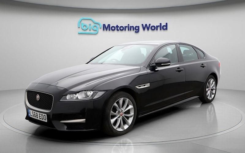 Used Jaguar XF R-Sport 250 HP (183 kW) 2020 Sedan