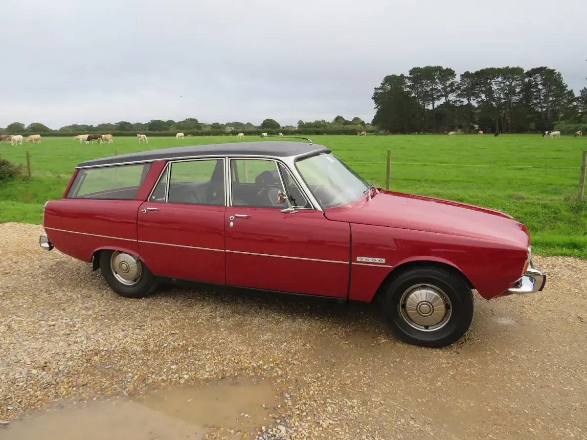 Used Rover 3500 150 HP (110 kW) 1969 Red Estate