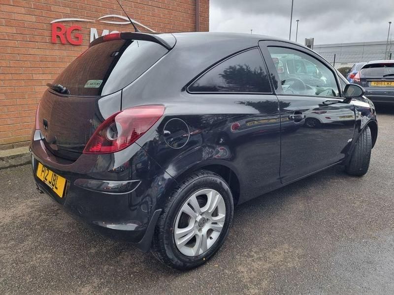 Used Vauxhall Corsa Sportive 95 HP (69 kW) 2014 Black Hatchback