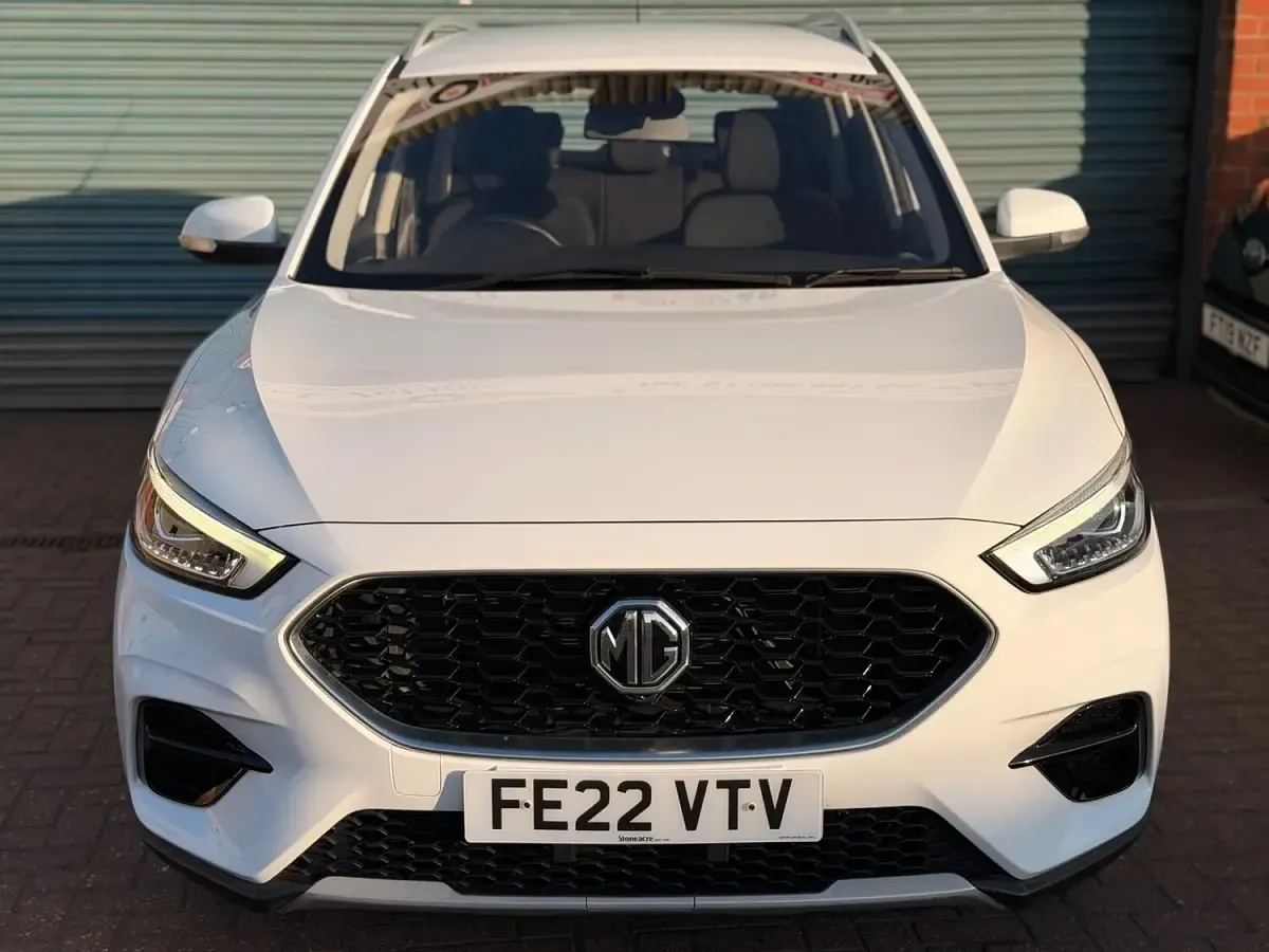 Used MG ZS Excite 106 HP (77 kW) 2022 White SUV