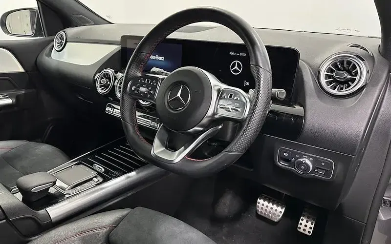Used Mercedes B200 AMG Line Premium 163 HP (119 kW) 2022 Grey Hatchback