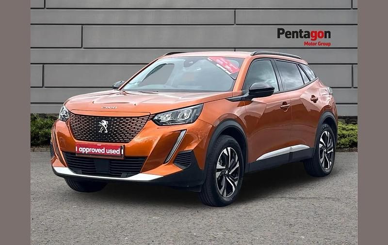 Used Peugeot e-2008 Allure Premium 100 kW (136 HP) 2022 Orange SUV