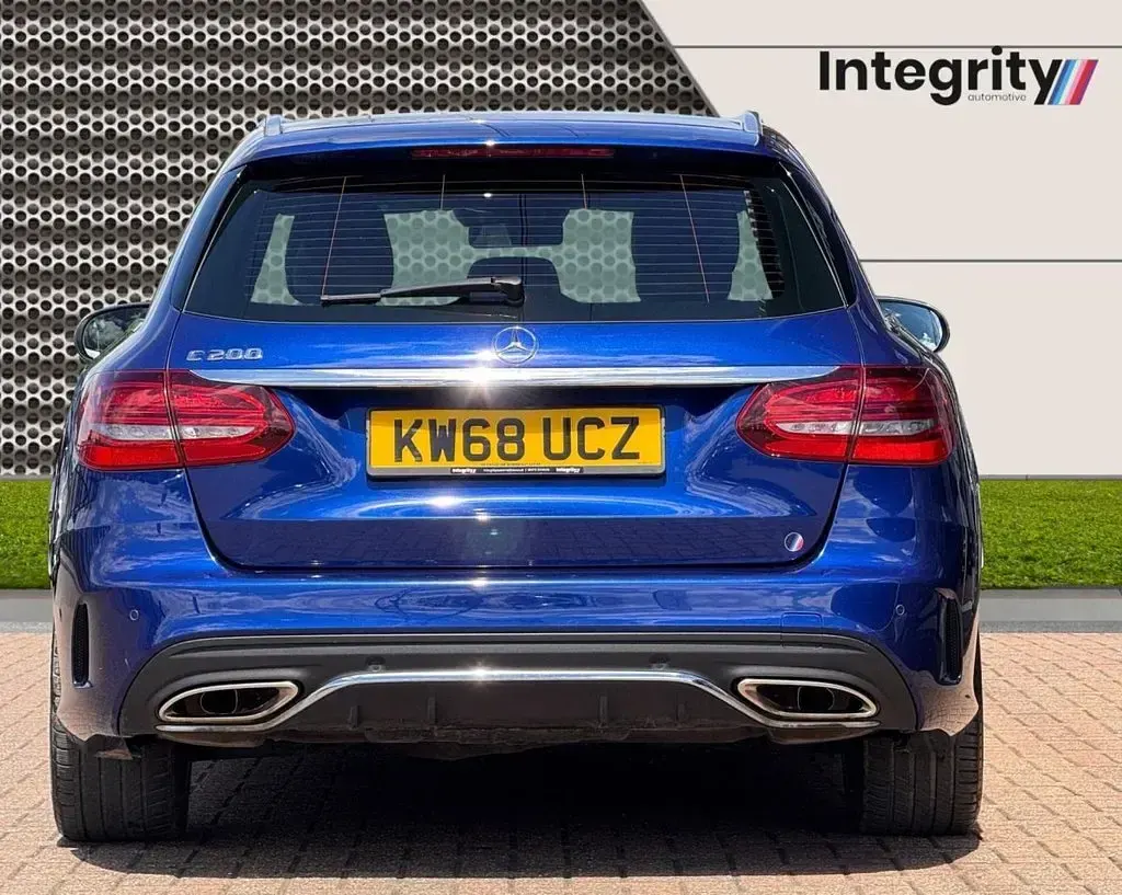 Used Mercedes C200 AMG line 2019 Blue Estate