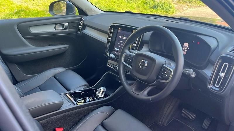 Used Volvo XC40 Ultra 2025 Blue SUV