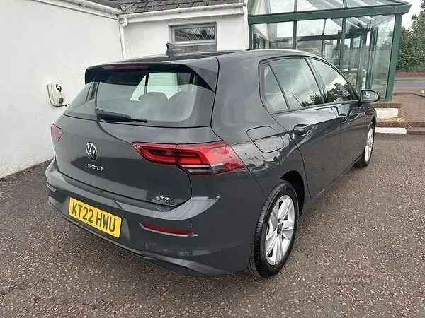 Used VW Golf VIII Life 150 HP (110 kW) 2022 Grey Hatchback