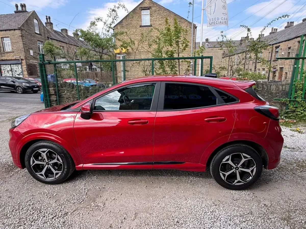 Used Ford Puma ST-Line 125 HP (91 kW) 2024 Red SUV