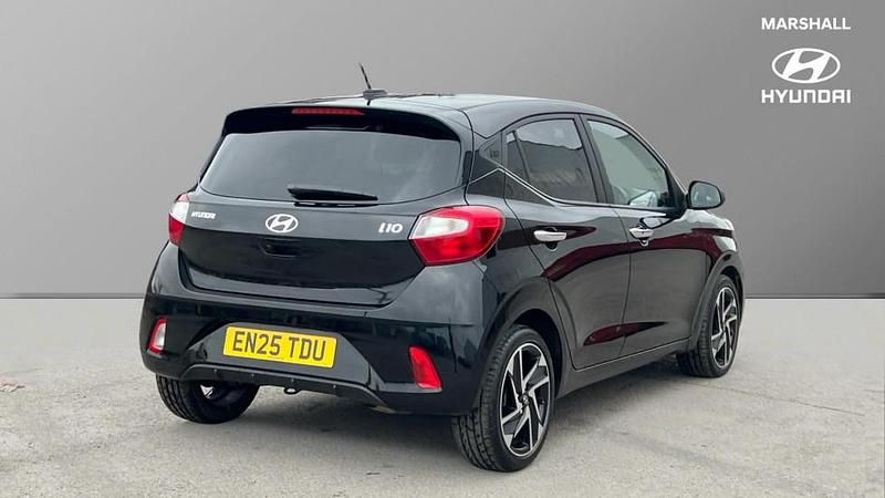 Used Hyundai i10 Premium 79 HP (58 kW) 2025 Black Hatchback