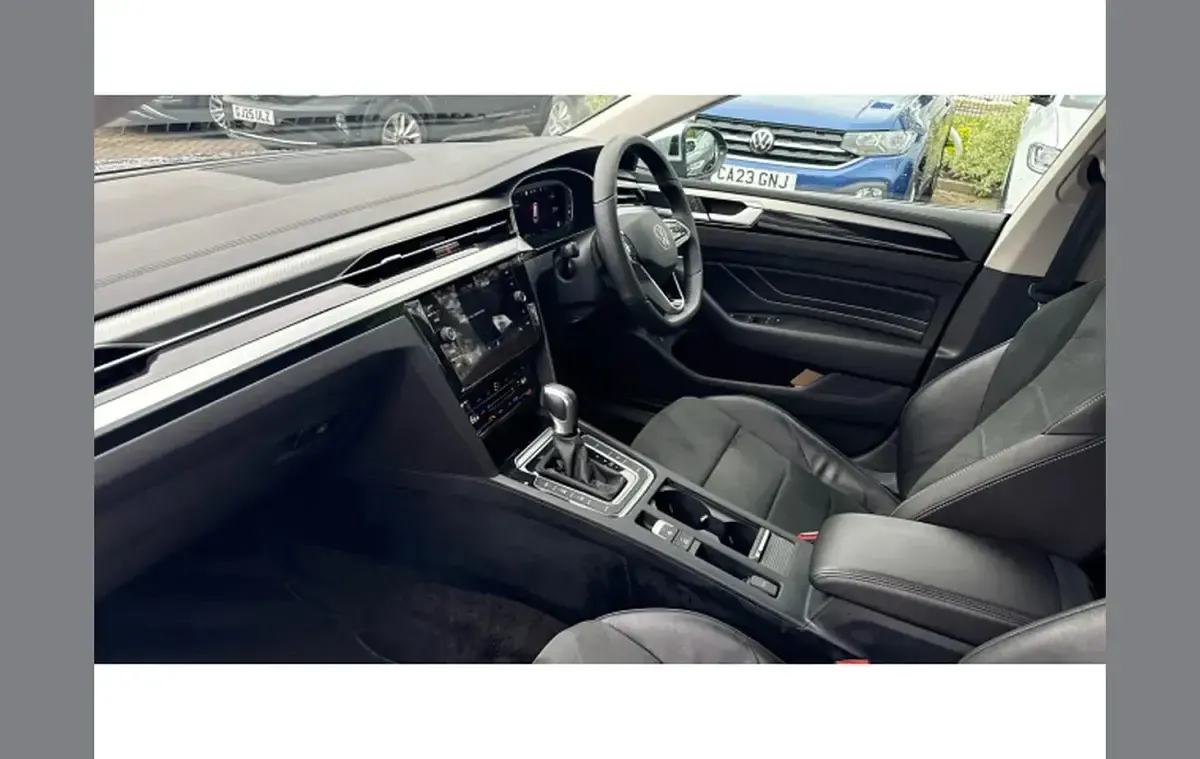 Used VW Arteon Elegance 218 HP (160 kW) 2022 Silver Estate