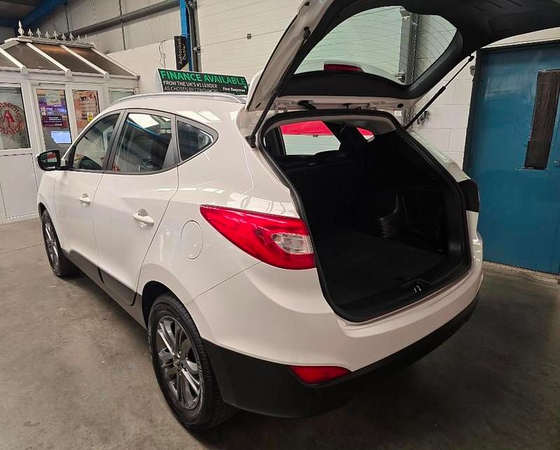 Used Hyundai ix35 SE 115 HP (84 kW) 2013 White SUV