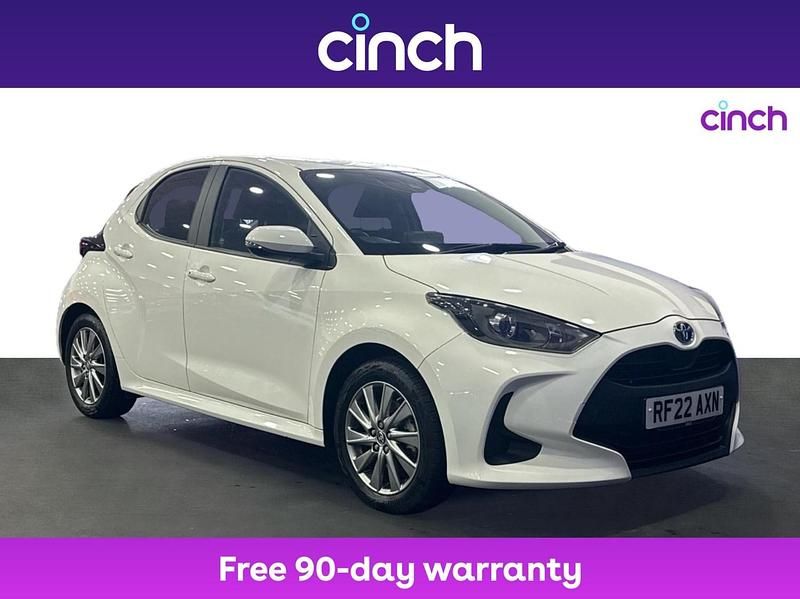 White Used 2022 Toyota Yaris Hybrid Hatchback | £16,199 (Good price) - Image 1/3