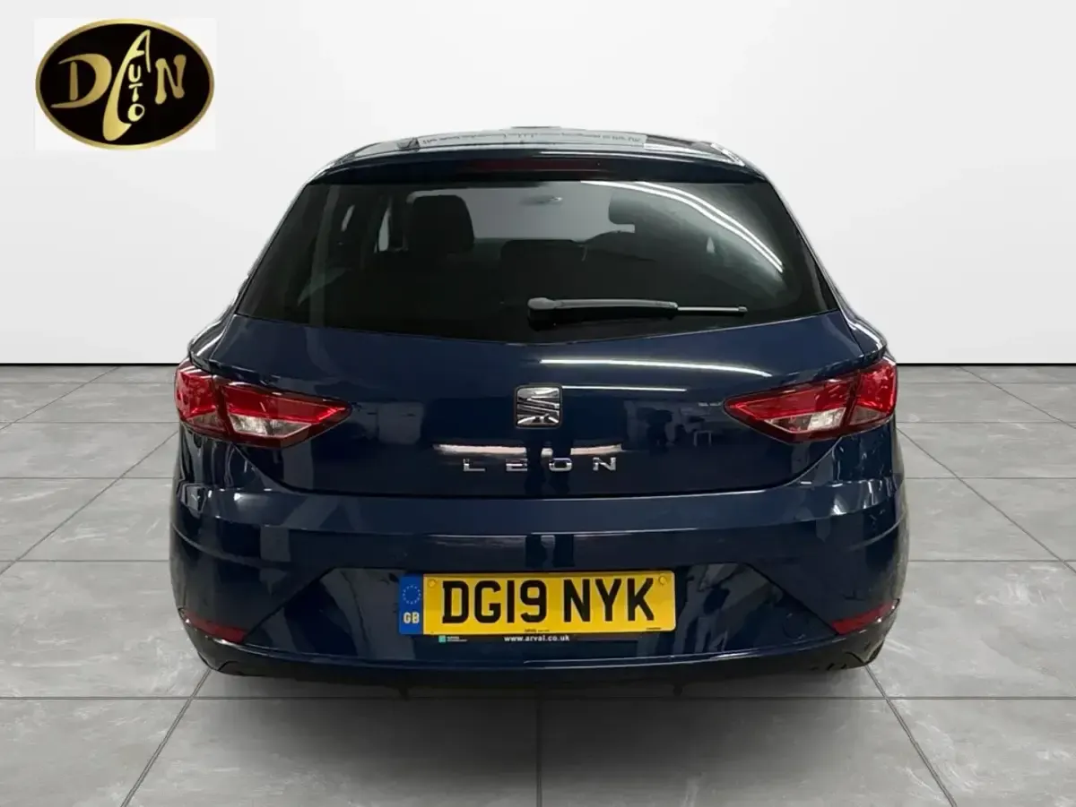 Second-hand Seat Leon SE Dynamic 115 CP (84 kW) 2019 Albastru Hatchback