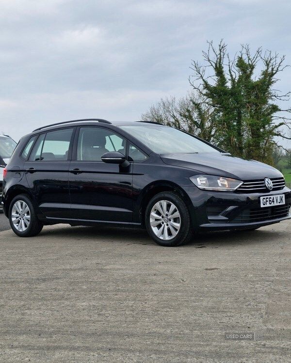 Black Used 2014 VW Golf Sportsvan SE MPV | £7,995 (Fair price) - Image 1/4