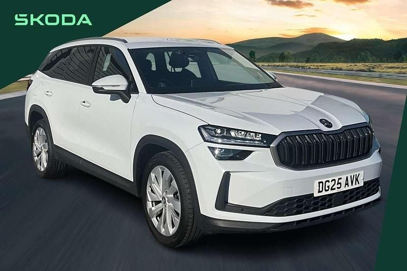 Moon white metallic Used 2025 Skoda Kodiaq SE L SUV | £33,490 (Fair price) - Image 1/4