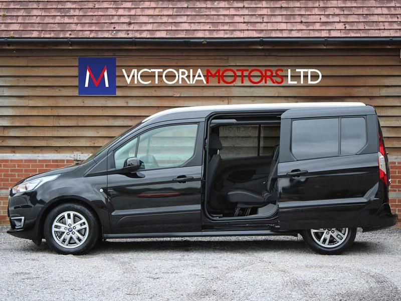 Used Ford Tourneo Connect Titanium 2020 Black MPV