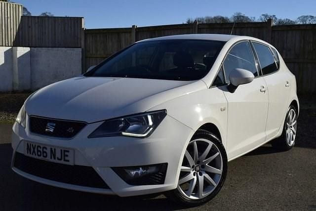Used Seat Ibiza FR 90 HP (66 kW) 2016 White Hatchback