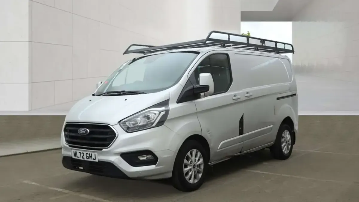 Used Ford Transit Custom Limited 130 HP (95 kW) 2023 Silver Van