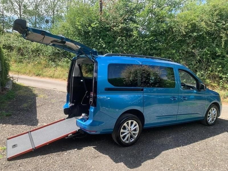 Blue Used 2022 VW Caddy Maxi Life MPV | £28,995 (Fair price) - Image 1/4