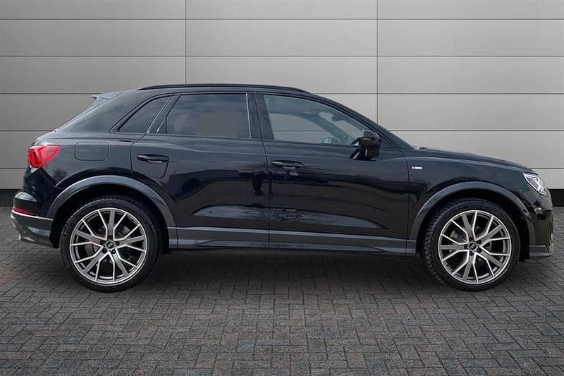 Used Audi Q3 Black Edition 150 HP (110 kW) 2025 Mythos black SUV