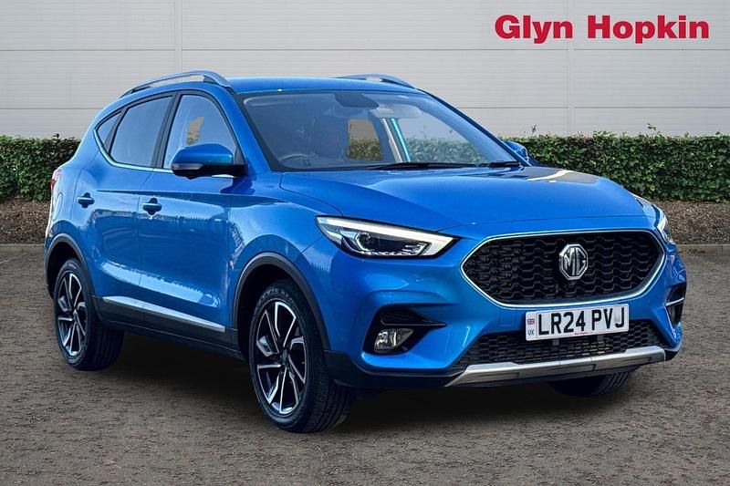 Blue Used 2024 MG ZS Exclusive Sedan | £16,465 (Fair price) - Image 1/4