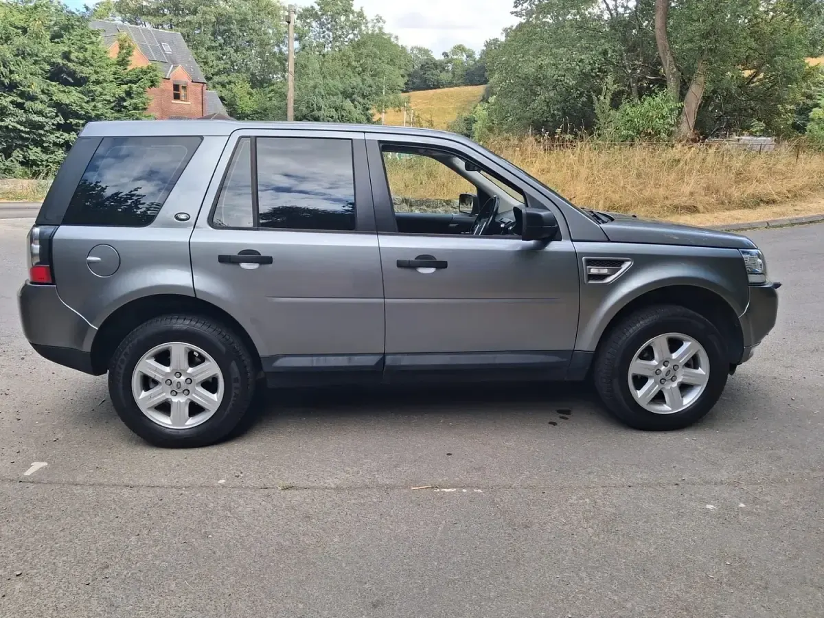 Used Land Rover Freelander 2 2014 Grey SUV