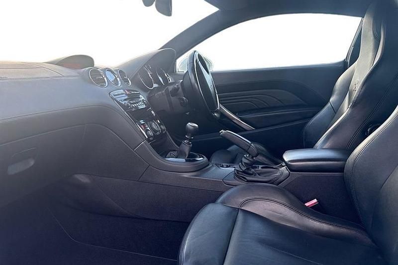 Used Peugeot RCZ GTi 163 HP (119 kW) 2015 White Coupe