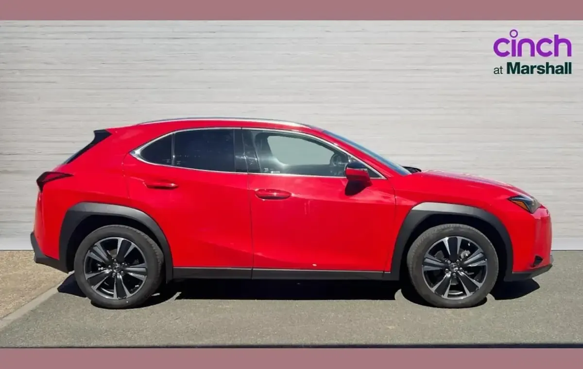 Used Lexus UX 250h 184 HP (135 kW) 2022 Red SUV