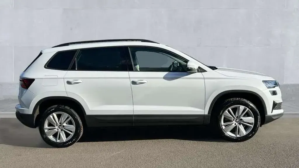 Used Skoda Karoq SE 150 HP (110 kW) 2026 Moon white metallic SUV