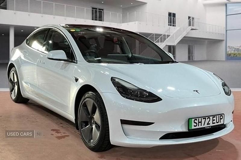 White Used 2022 Tesla Model 3 RWD Sedan | £20,695 (Fair price) - Image 1/1