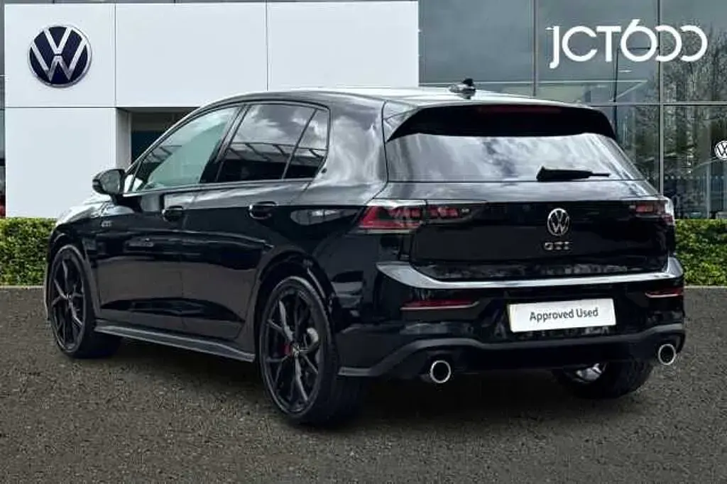New VW Golf VIII GTI 265 HP (194 kW) 2026 Black Hatchback
