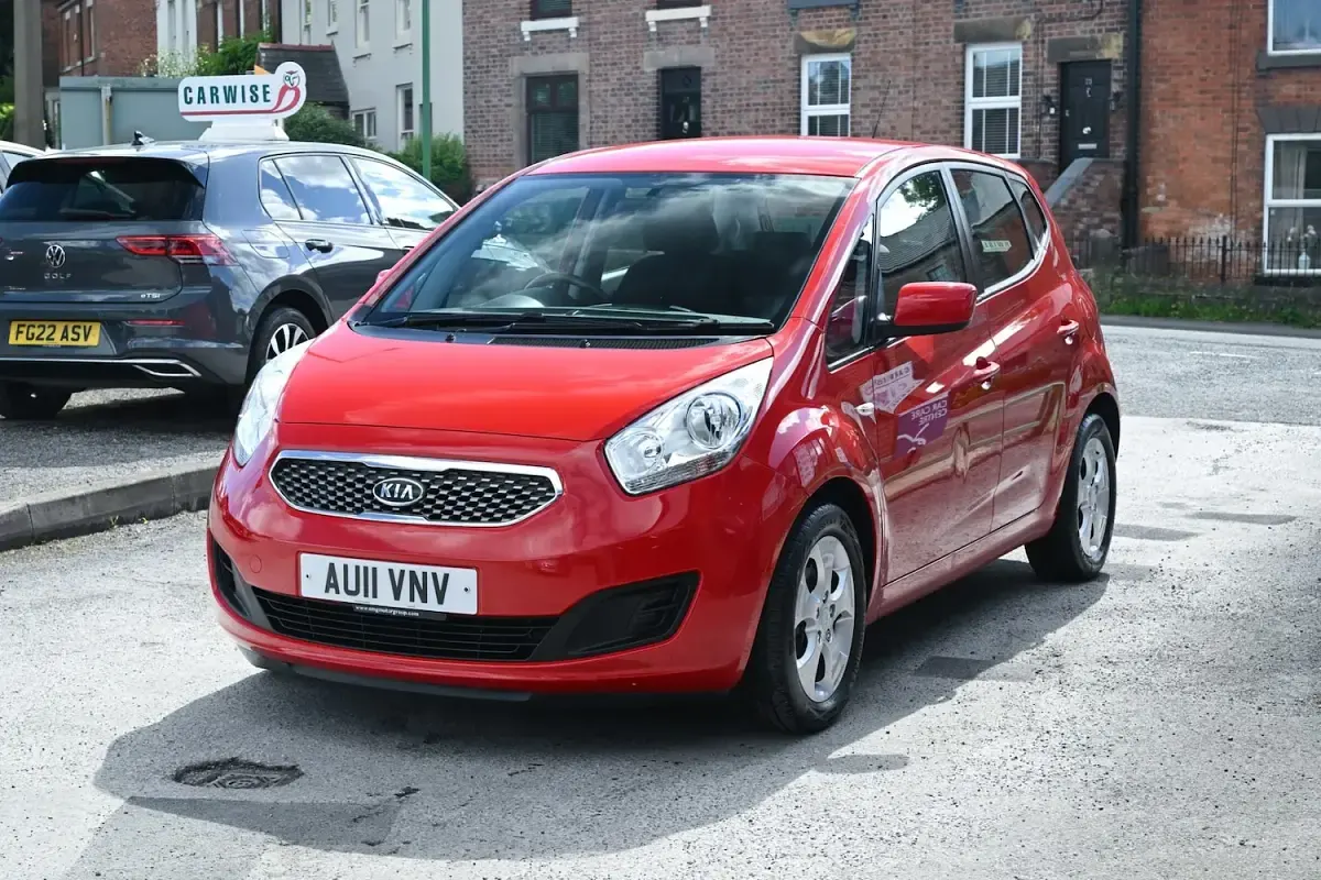 Used Kia Venga 2011 Red Hatchback