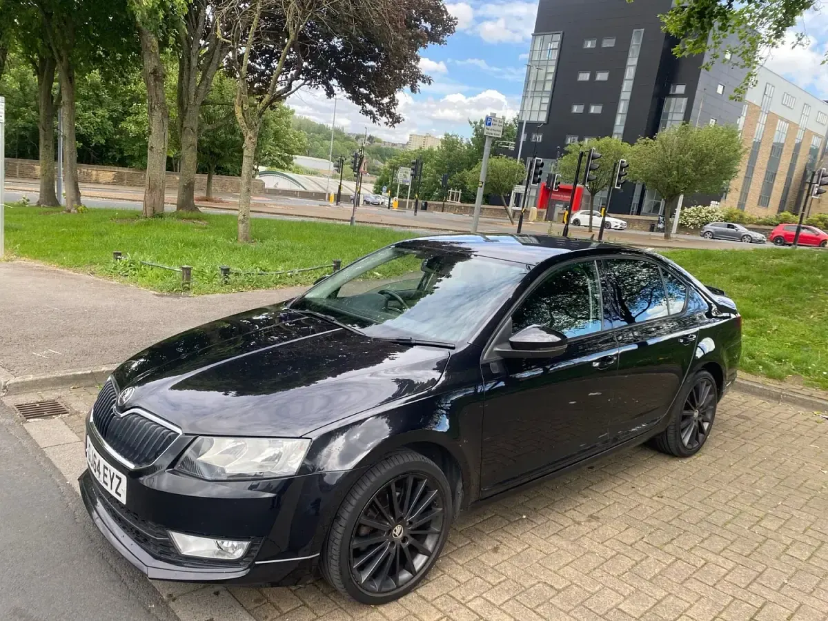 Used Skoda Octavia 2014 Black Estate