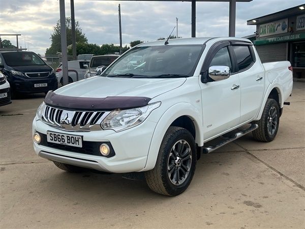 White Used 2016 Mitsubishi Colt Pickup | £8,950 - Image 1/1