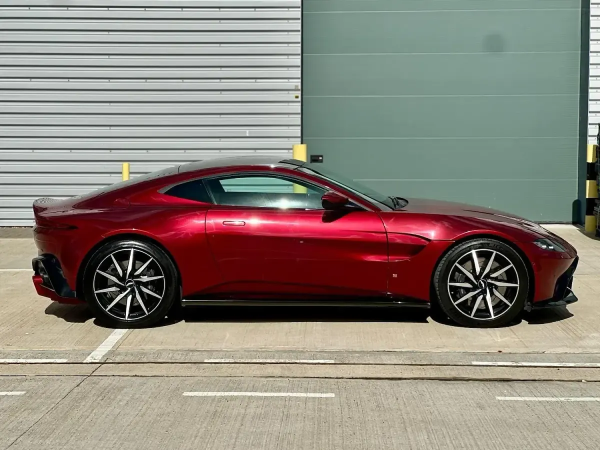 Used Aston Martin Vantage 2019 Red Coupe