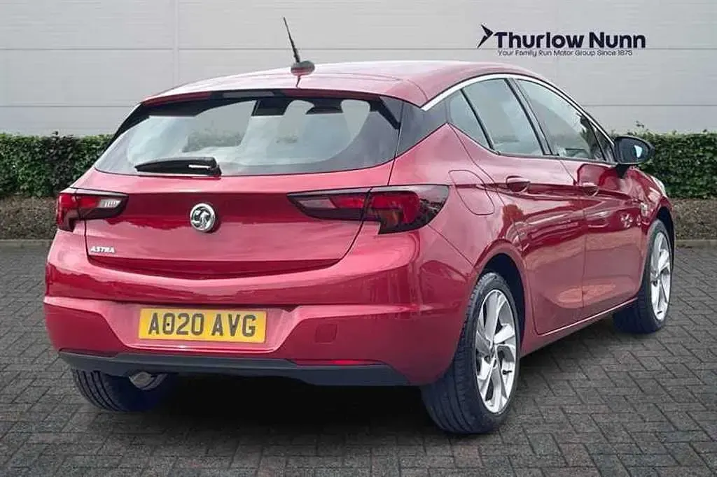 Used Vauxhall Astra SRi 145 HP (106 kW) 2020 Red Hatchback