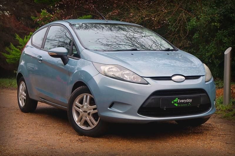 Blue Used 2009 Ford Fiesta Style Hatchback | £799 (Expensive) - Image 1/4