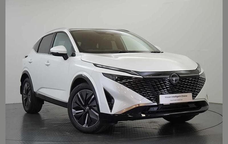 White Used 2025 Nissan Qashqai Tekna SUV | £30,999 - Image 1/3