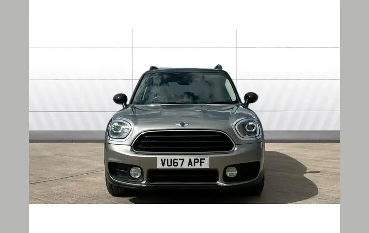 Used Mini Cooper Countryman 134 HP (98 kW) 2017 Silver SUV
