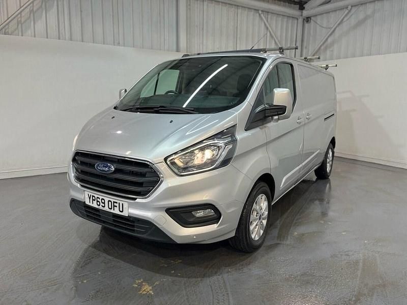 Used Ford Transit Custom Limited 130 HP (95 kW) 2019 Silver Van