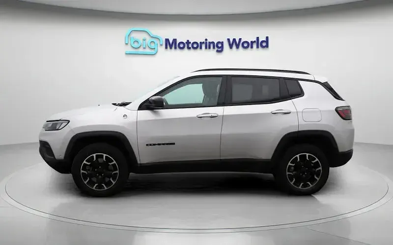 Used Jeep Compass Trailhawk 241 HP (177 kW) 2024 SUV