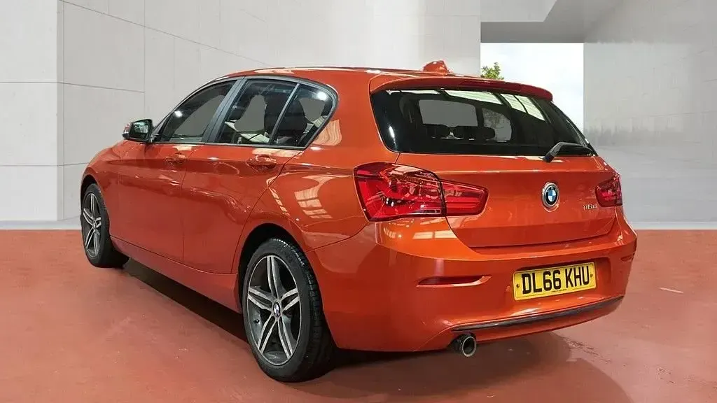 Used BMW 116 Sport Line 116 HP (85 kW) 2016 Orange Hatchback