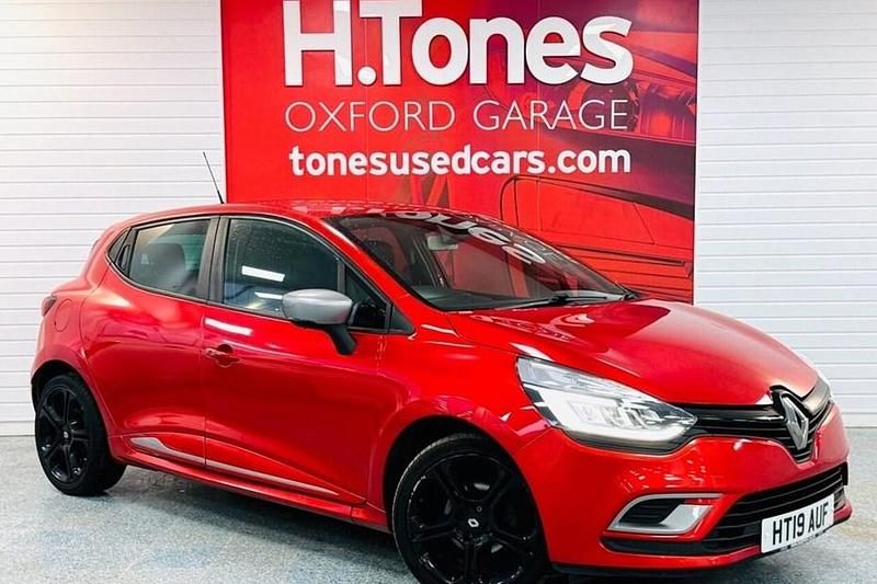 Used Renault Clio IV GT-Line 90 HP (66 kW) 2019 Red Hatchback