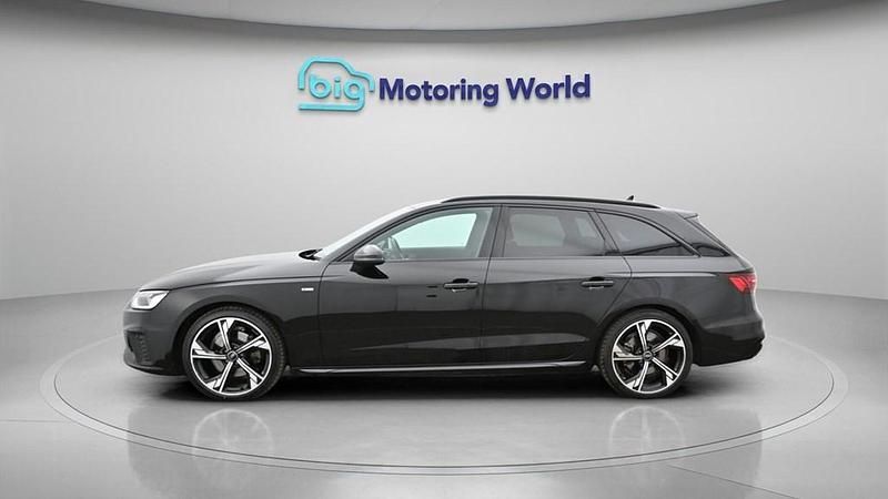 Used Audi A4 Black Edition 150 HP (110 kW) 2023 Black Estate