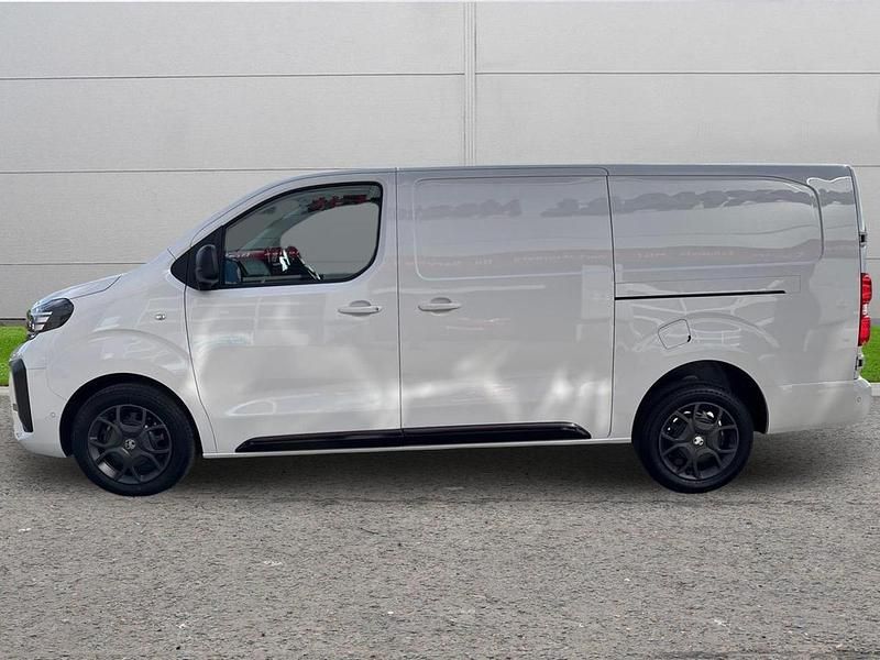 Neu Vauxhall Vivaro 143 PS (105 kW) 2026 Weiß Van / Kleinbus