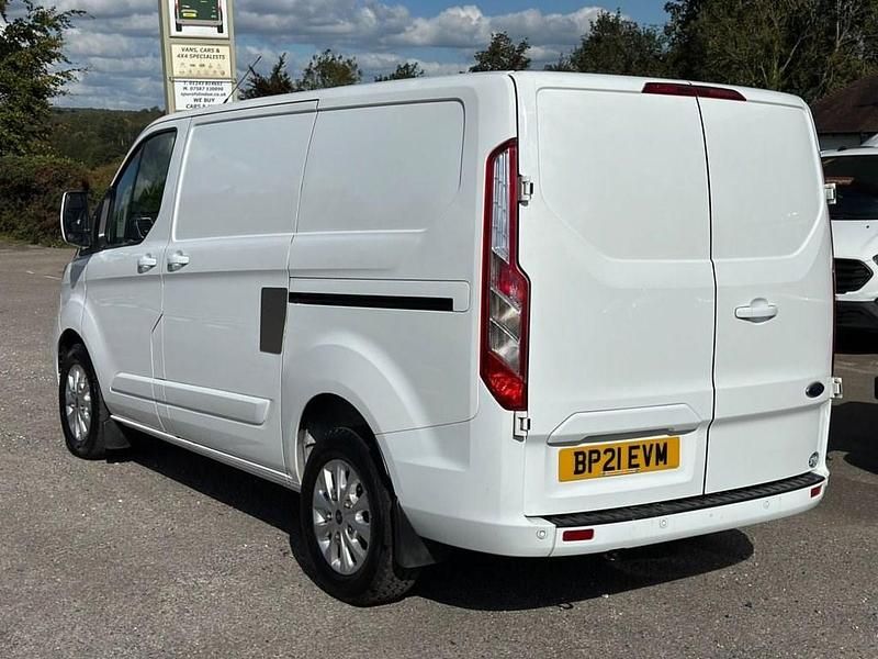 Used Ford Transit Custom Limited 130 HP (95 kW) 2021 White Van