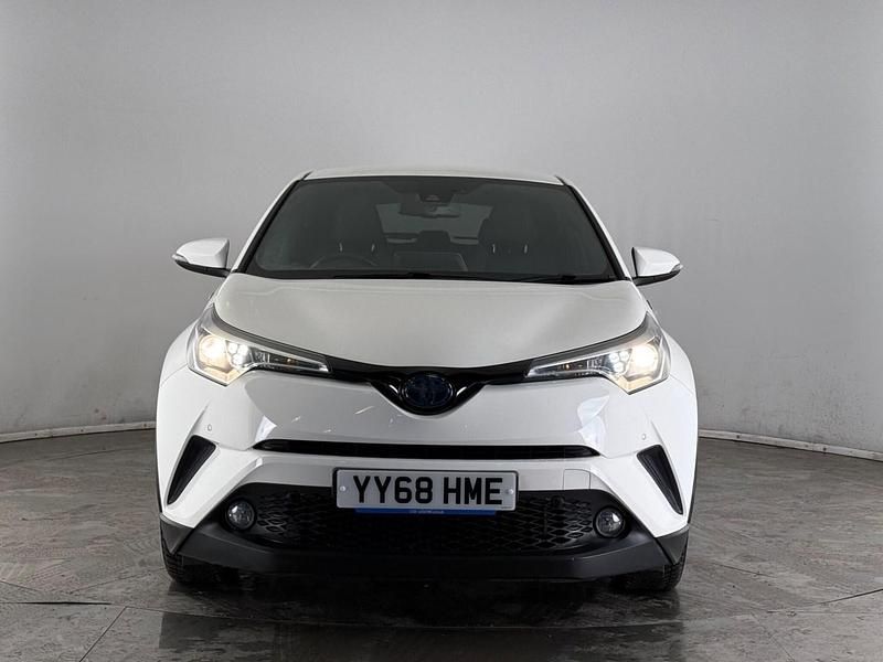 Used Toyota C-HR 122 HP (89 kW) 2018 White SUV