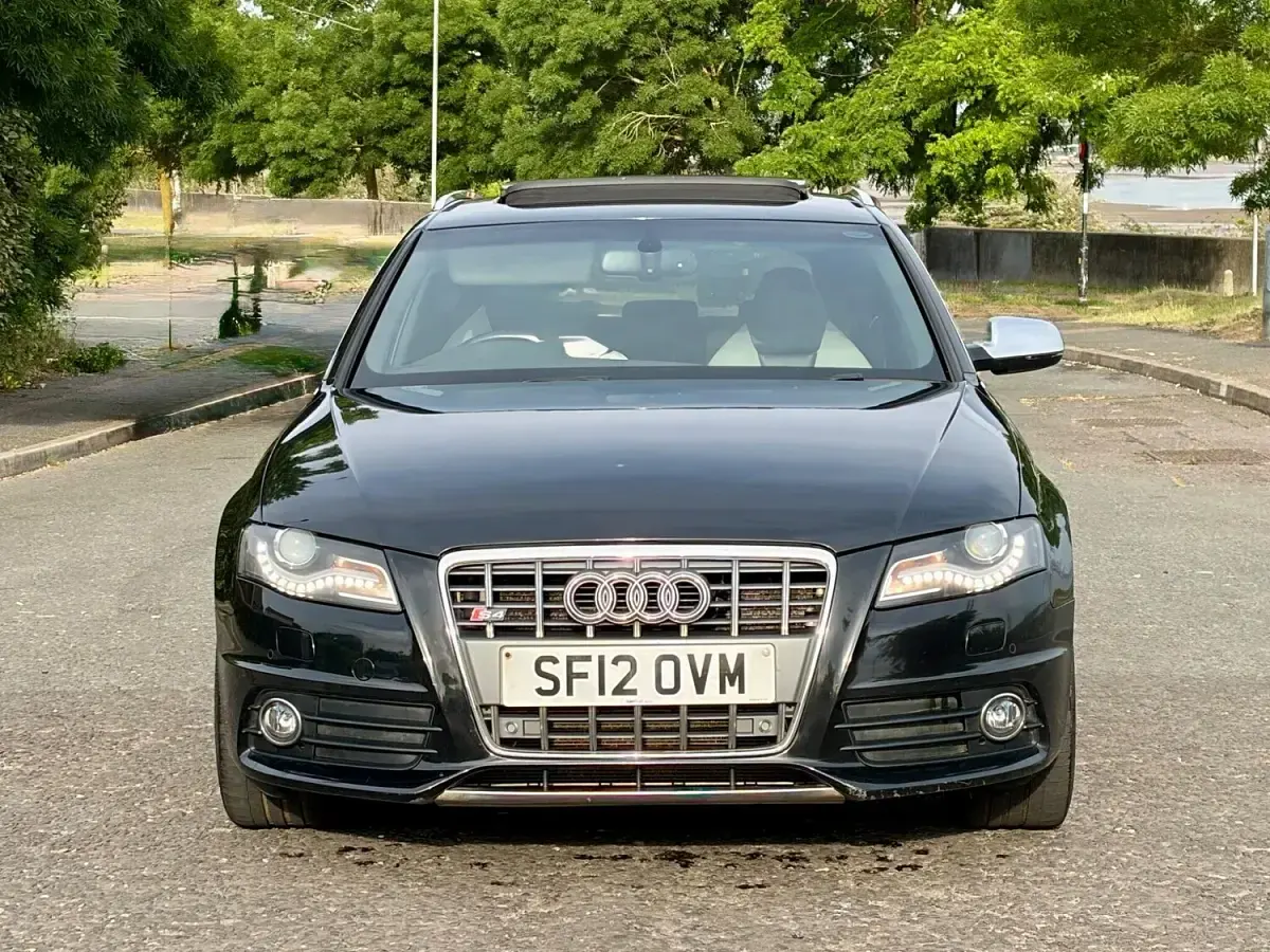 Used Audi S4 Advanced 333 HP (244 kW) 2012 Black Estate
