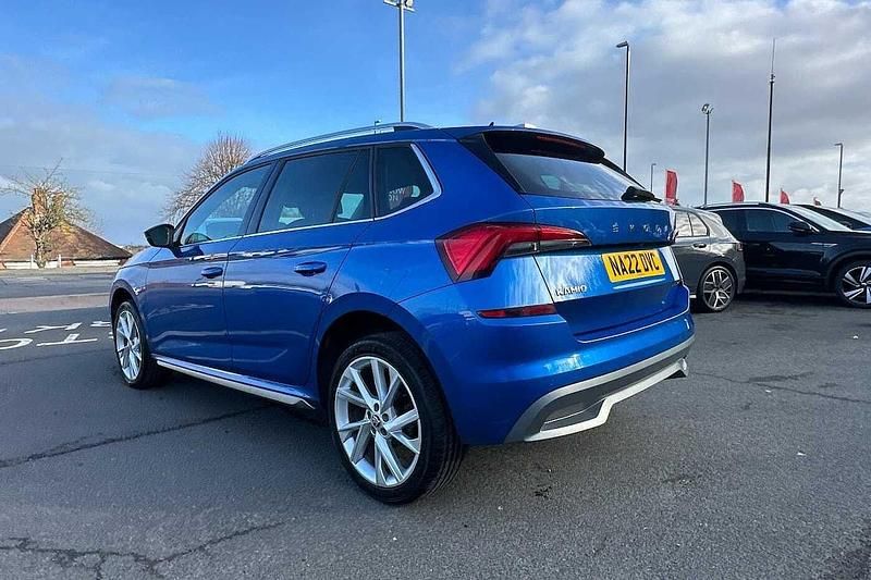 Used Skoda 110 R SE L Executive 81 HP (59 kW) 2022 Race blue metallic Estate